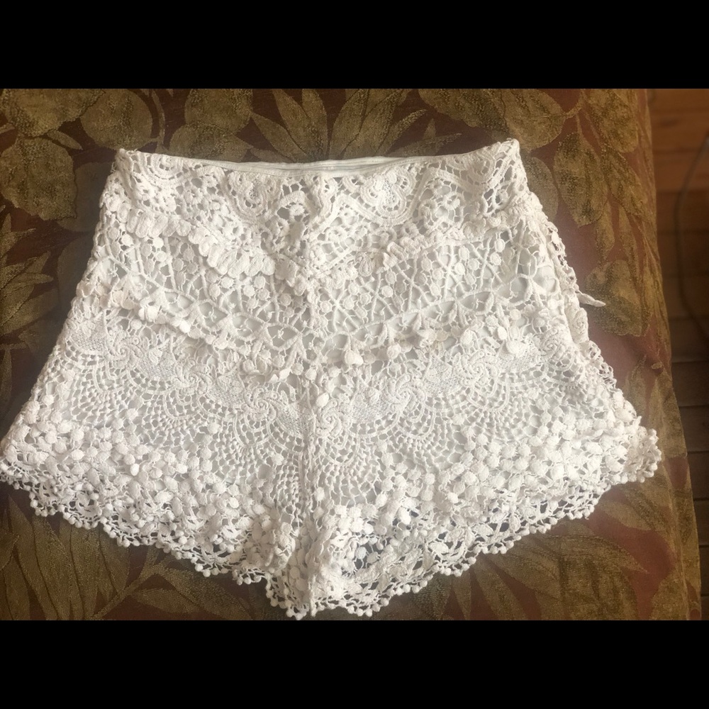 White lace shorts